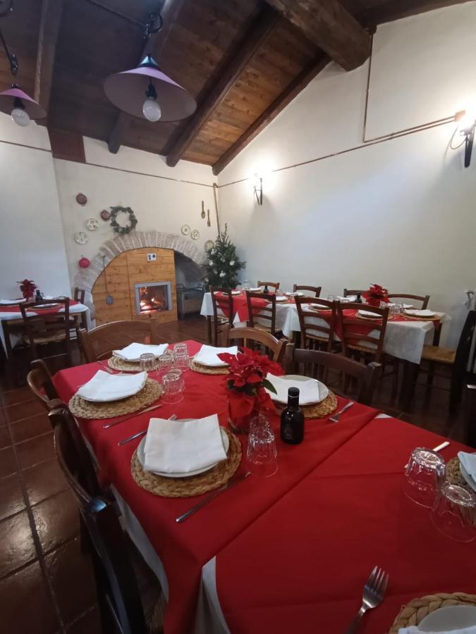 Masseria Tarantini Кастел дел Монте Екстериор снимка